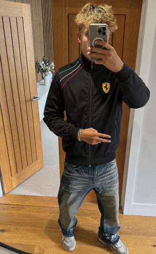 Puma scuderia ferrari - puma, track